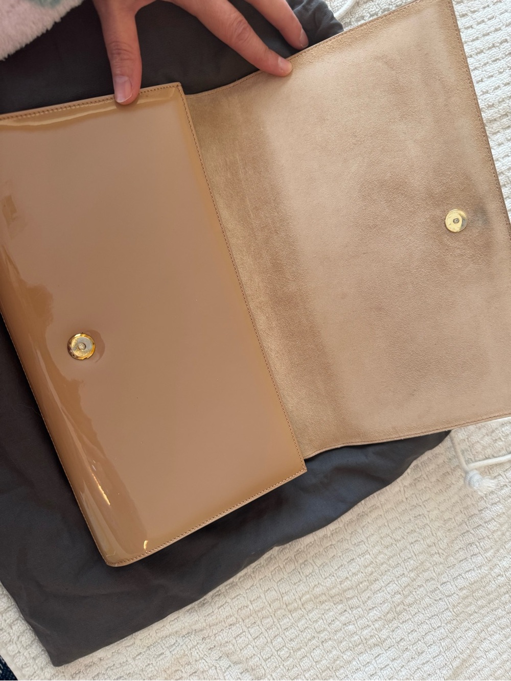 Authentic Saint Laurent Belle de Jour Patent YSL Clutch Nude - Picture 4 of 16